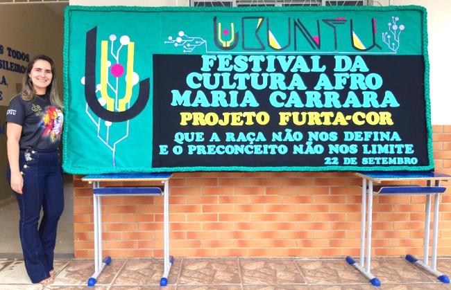 A professora e orientadora do projeto, Amanda Carvalho. Foto: Arquivo/Escola